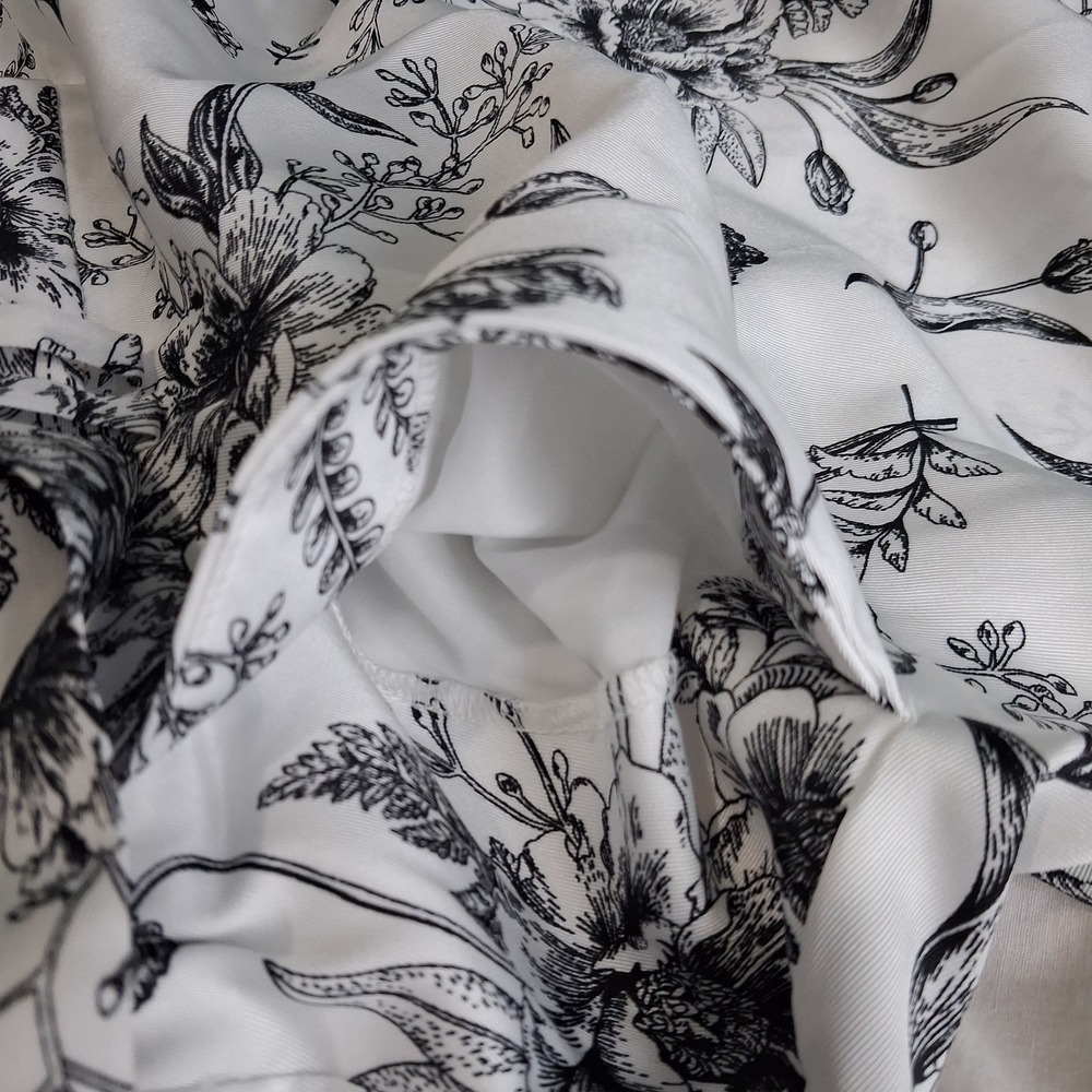 Talbots Cropped Wide Leg Satin Belted Pullon Pants Size PXL  White Black Floral - Picture 12 of 13